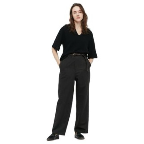 Uniqlo Linen Blend Relaxed Straight Pants - Picture 2 of 2